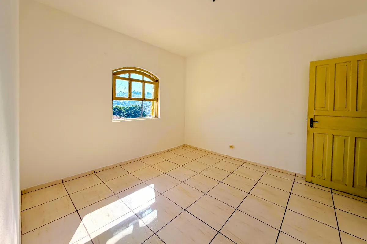 Imagem Casa para venda em Colônia com 2 quartos, 347m2
