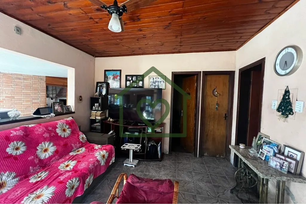 Imagem Descubra a casa dos seus sonhos nesta encantadora propriedade residencial localizada no coração de...