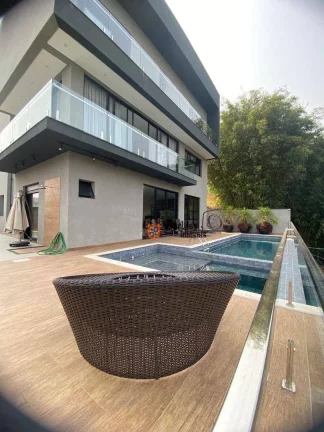 Imagem Sobrado com 3 dormitórios à venda, 560 m² por R$ 5.987.000 - Condomínio Vale das Águas - Bragança Paulista/SP