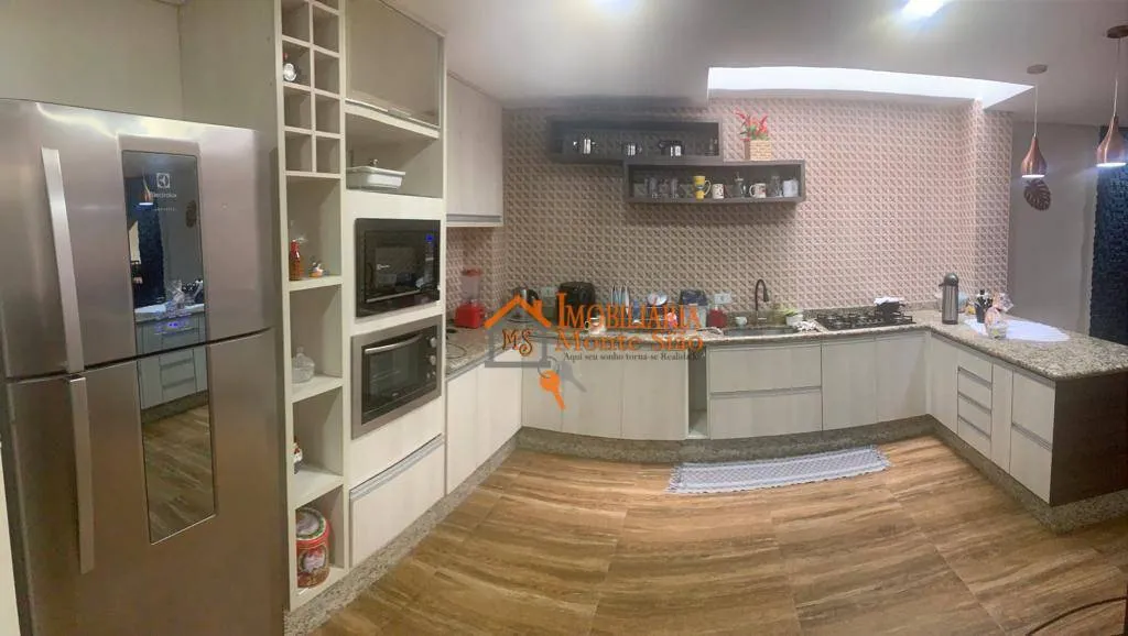 Imagem Sobrado com 3 dormitórios à venda, 150 m² por R$ 650.000,00 - Jardim Toscana - Guarulhos/SP