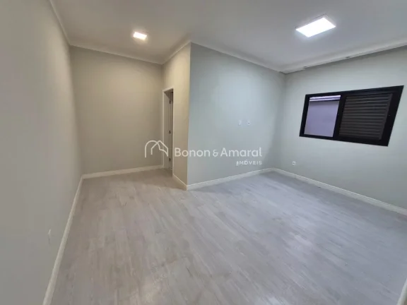 Imagem Esta bela casa térrea combina conforto e sofisticação Conta com uma espaçosa sala integrada à c...