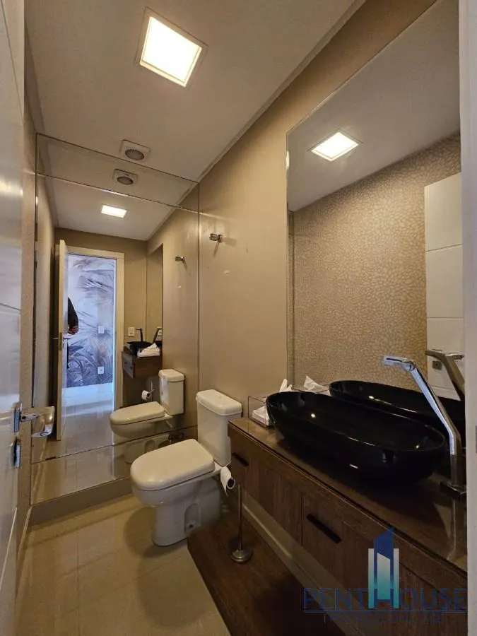 Imagem Apartamento Zona Central para Venda em Balneário Camboriú, CENTRO, 3 dormitórios, 3 suítes, 4 banheiros, 2 vagas