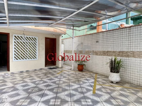 Imagem Casa sobreposta térrea à venda com 150m², 3 quartos, suíte, 2 vagas, piscina por R$1.100.000,00 em Santos