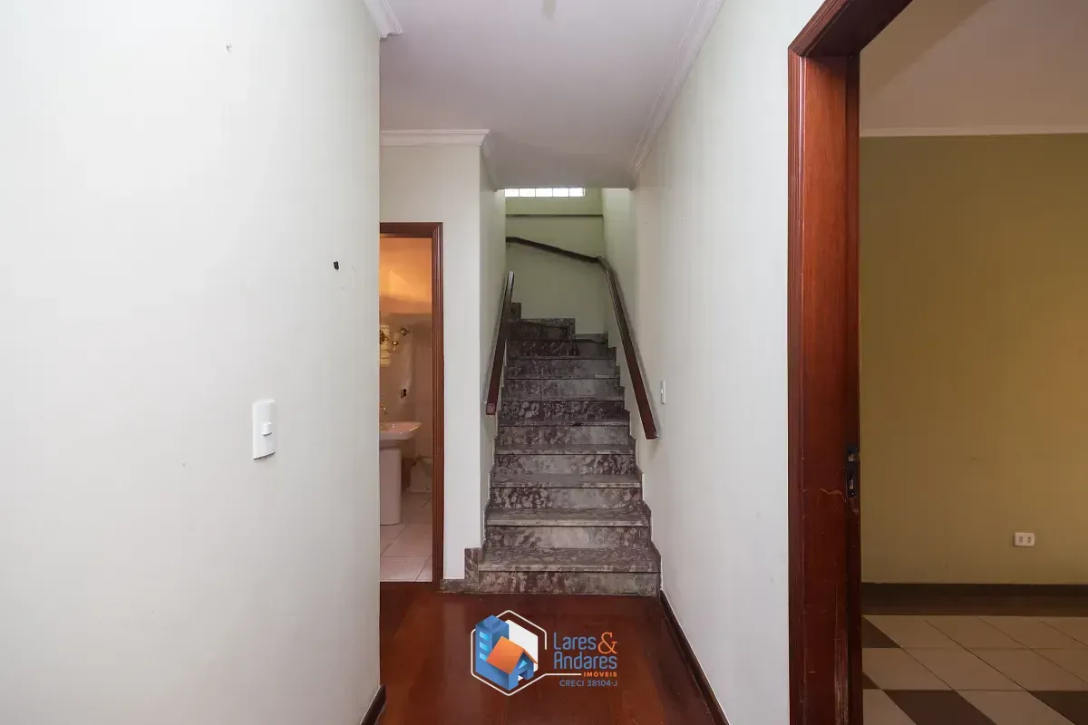 Imagem Casa para venda em Planalto Paulista com 4 quartos, sendo 2 suítes, 290m²