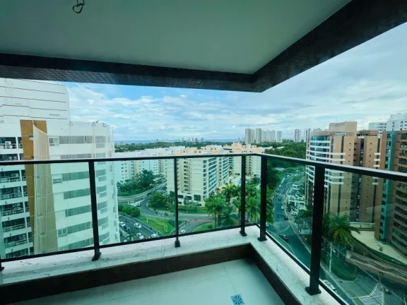 Imagem A 5ª Avenida Imóveis selecionou essa exclusiva unidade no Mansão Bellagio no cobiçado Alphaville Salvador 1: 4 suítes c/ 203,00m² andar alto 4 vagas