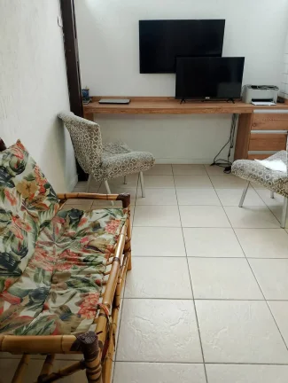 Imagem Lindo apartamento com duas áreas privativas com elevador.