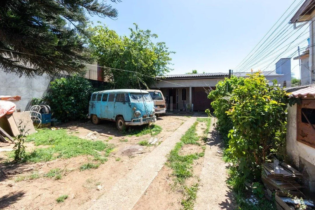 Imagem Casa para Venda - 2200m², 3 dormitórios, Lomba do Pinheiro