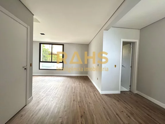 Imagem Ótimo sobrado geminado, novo no bairro América, próximo ao Hospital Dona Helena. Conta com 158,55...