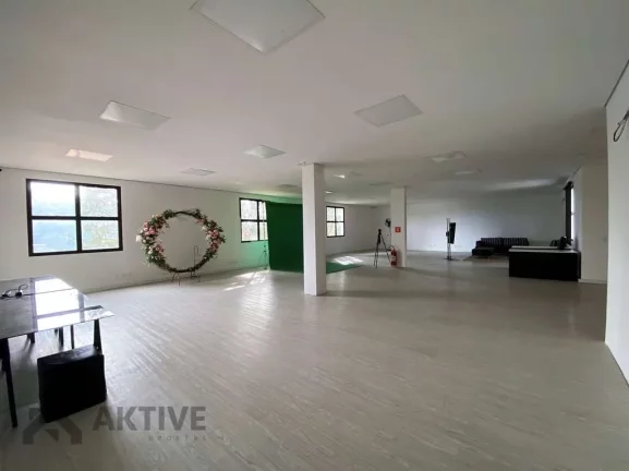 Imagem Prédio Comercial em Granja Viana - Cotia, SP