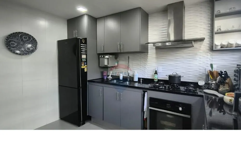 Imagem Apartamento à venda,reformado ,2 quartos, 1 suite, 1 vaga na Freguesia