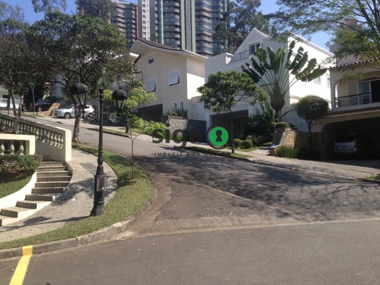 Imagem CASA DE ALTO PADRÃO NO MORUMBI | SOFISTICAÇÃO, ESPAÇO E LOCALIZAÇÃO ESTRATÉGICA
