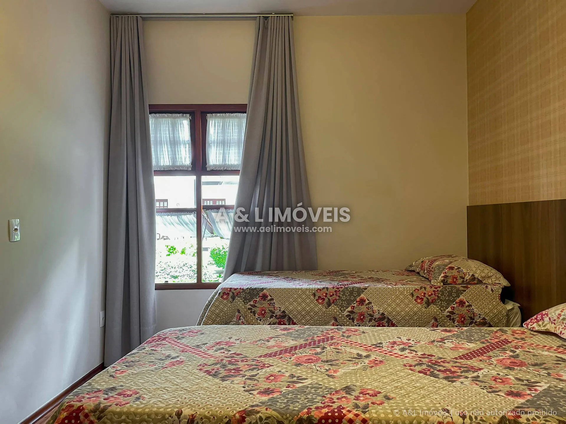 Imagem Apartamento à Venda no Capivari - 4 Dormitórios, SPA e 400 m da Praça