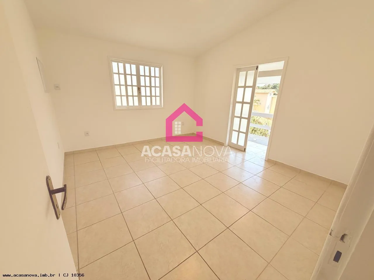 Imagem Casa para Venda em Maricá, Araçatiba, 4 dormitórios, 1 suíte, 2 banheiros, 2 vagas