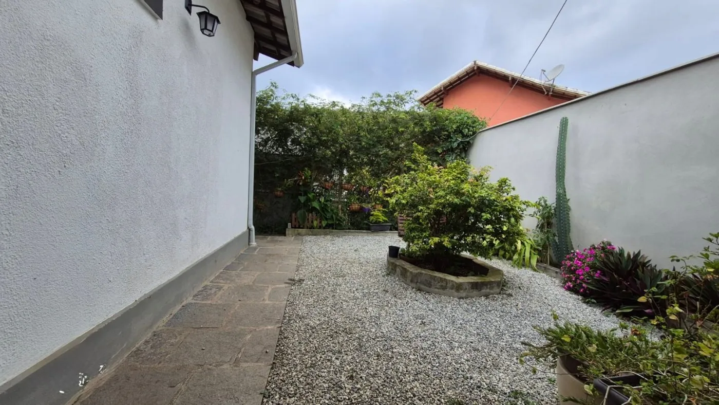Imagem Casa em Condomínio para Venda em Teresópolis / RJ no bairro Albuquerque