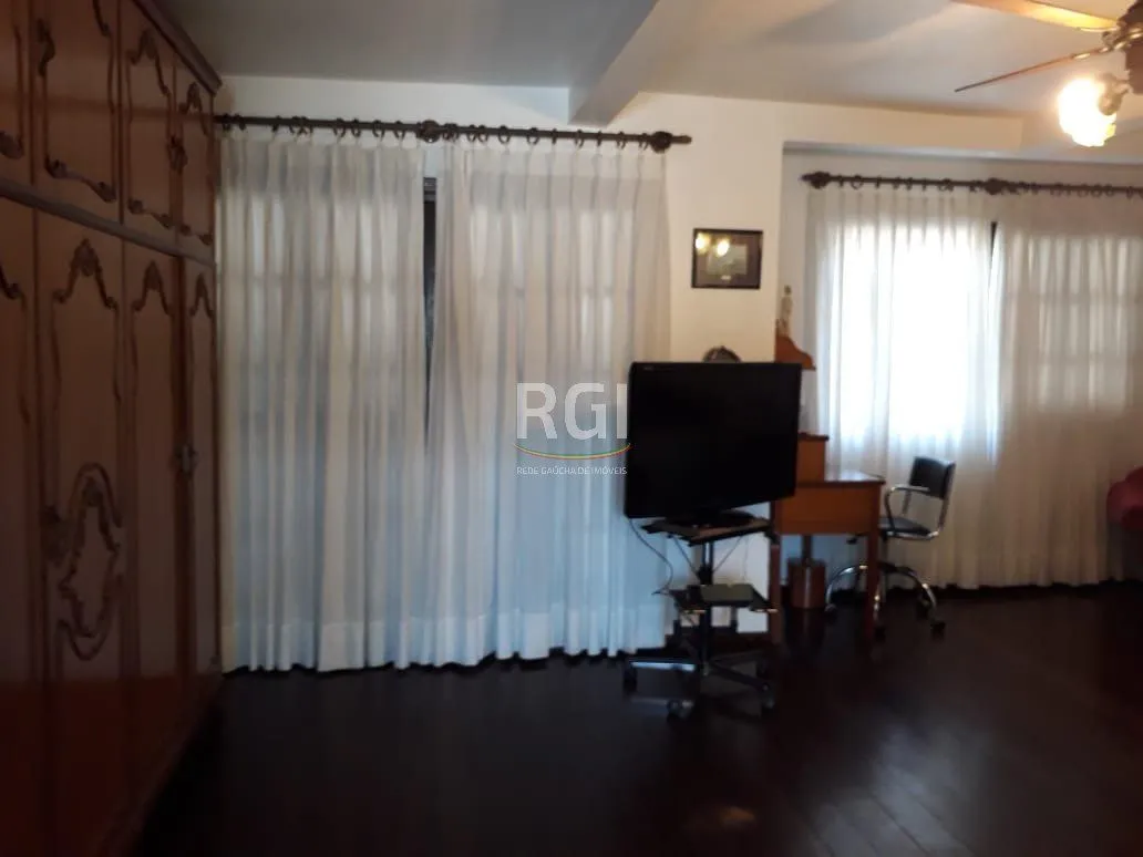Imagem Casa para Venda - 200m², 3 dormitórios, sendo 1 suites, 1 vaga - Santana