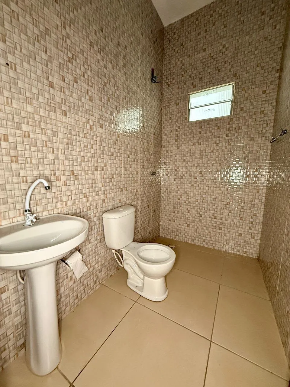 Imagem Oportunidade! Casa Residencial e Comercial | 180 m² | 2 Vagas | Jardim Maria Eugenia