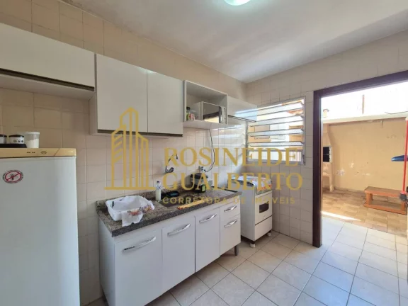 Imagem Sobrado com 2 Dormitórios a 250m da Praia Martim de Sá