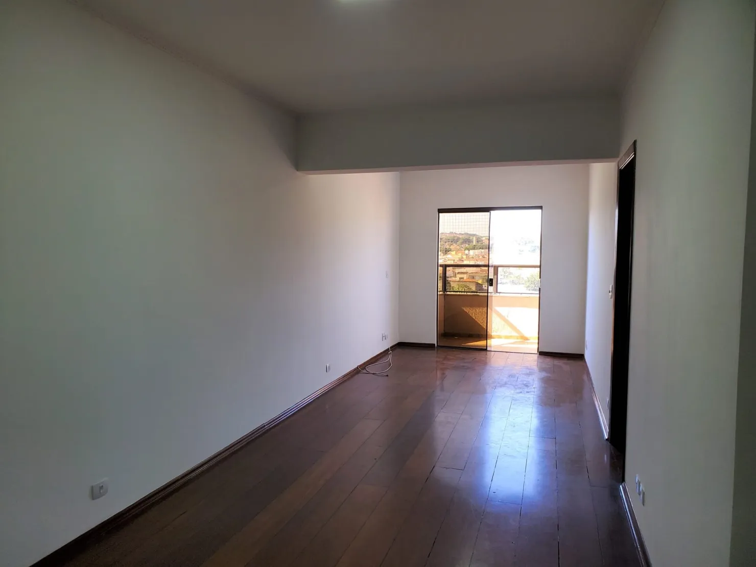 Foto do imóvel Apartamento à venda 3 Quartos, 1 Suite, 1 Vaga, 105M², Centro, Taubaté - SP | Edifício VieiraSantos
