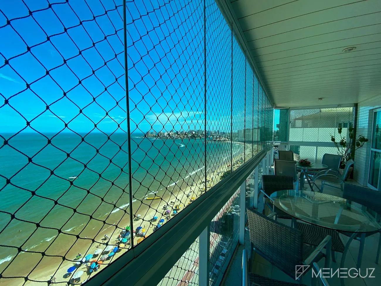 Imagem Cobertura de frente para o mar da Praia do Morro - Luxo finamente mobiliada e decorada com lazer privativo