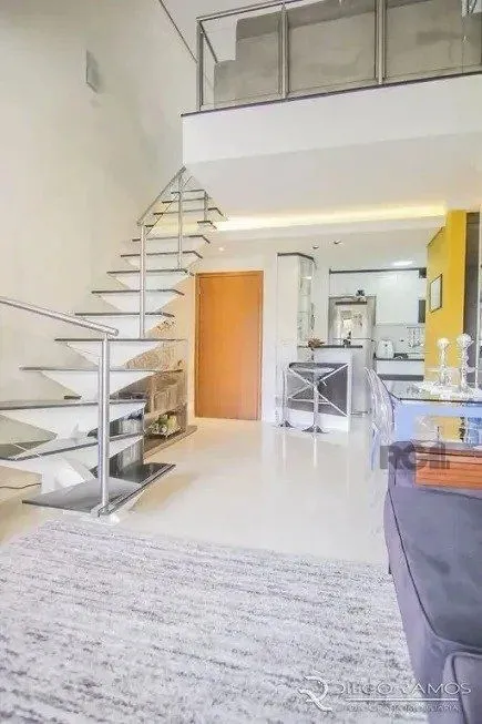 Imagem Cobertura à venda com 1 quarto 102 m² Mobiliado Alto Padrão Rua Dario Pederneiras, Petrópolis, Porto Alegre