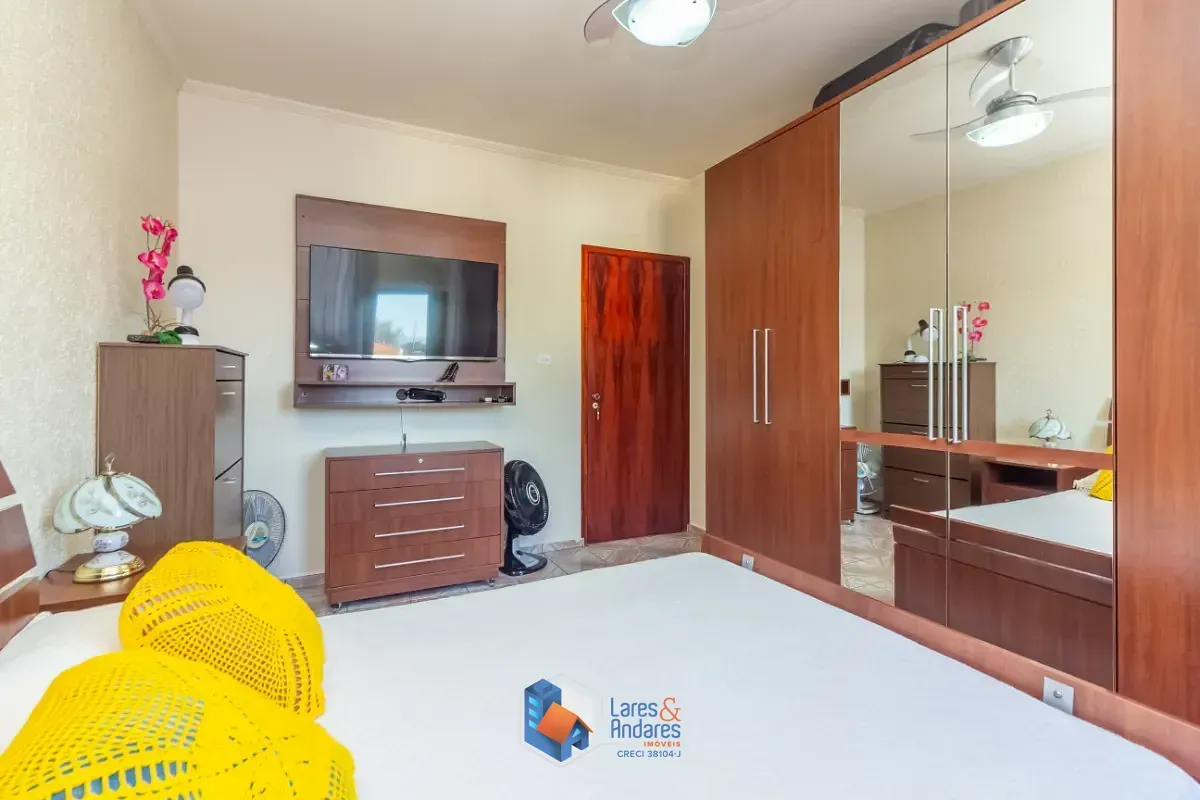 Imagem Sobrado para venda em Chácara São João com 3 quartos, sendo 1 suíte, 150m²