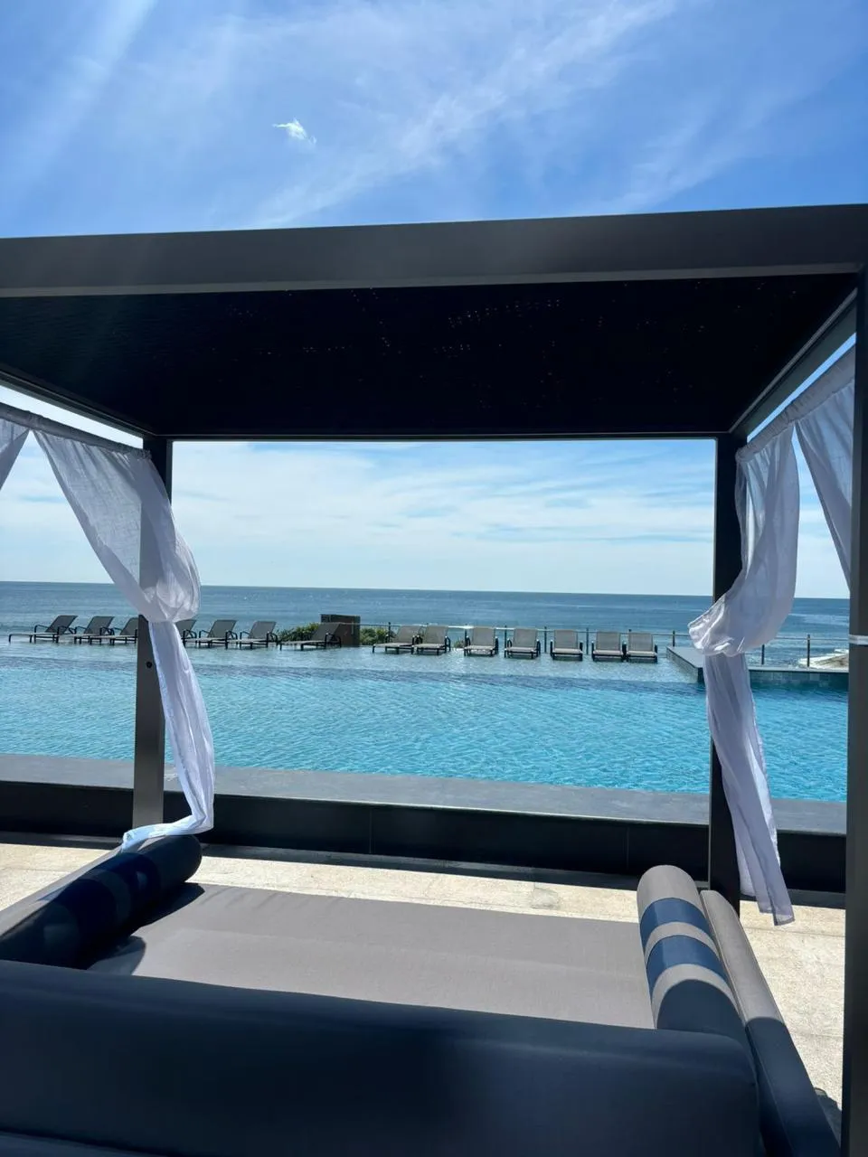 Imagem Apartamento com vista para o mar à venda com 30.85m2 por R$ 160.000,00