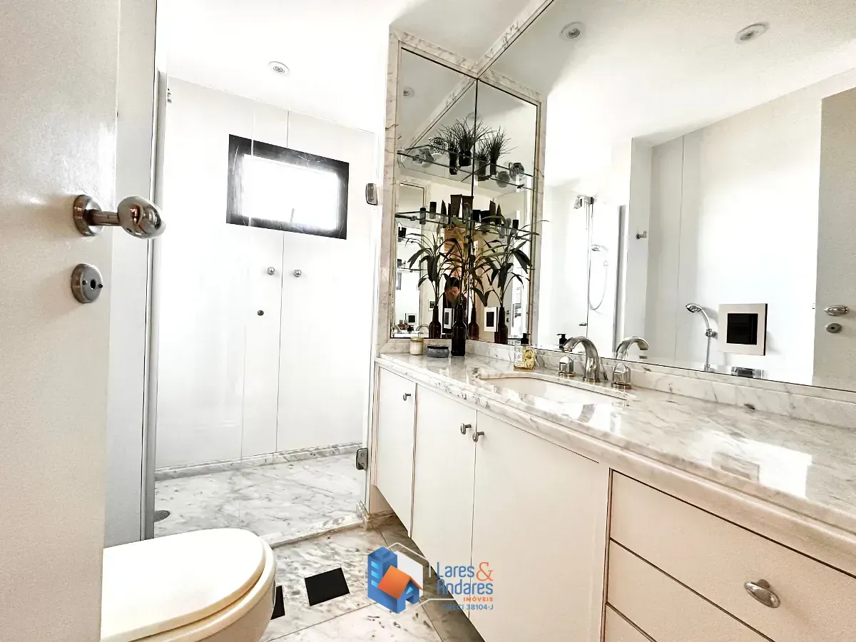 Imagem Apartamento para venda em Aclimação com 3 quartos, sendo 3 suítes, 214m²