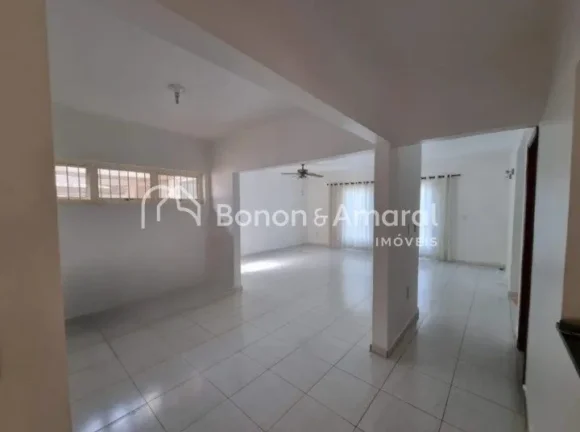 Imagem Conforto, espaço e excelente localização na região da Cidade Universitária, em Campinas!

Esta ...