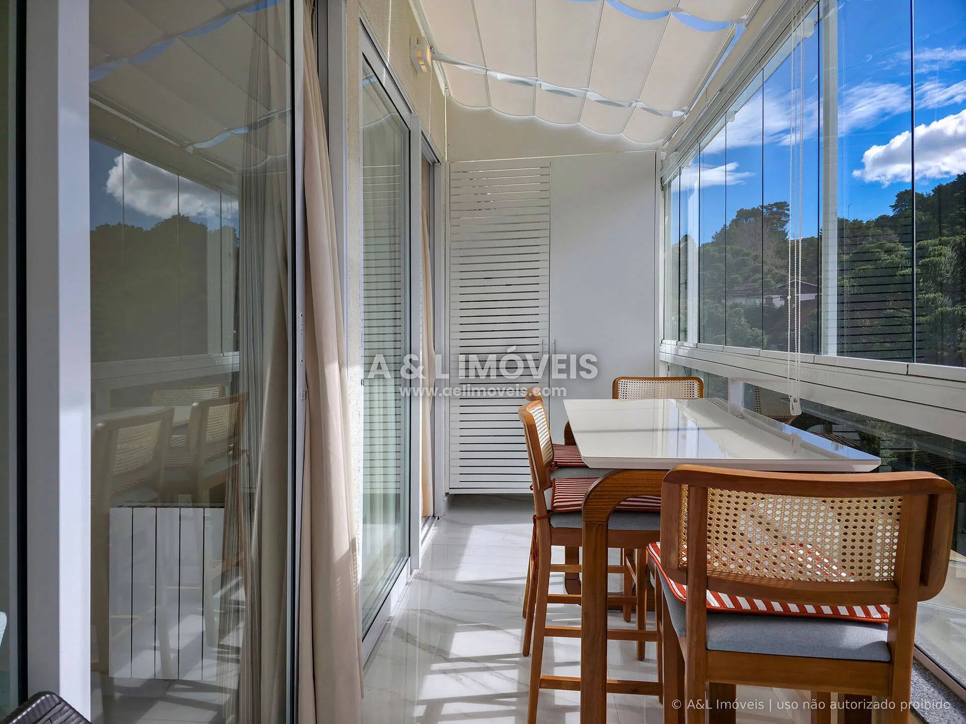 Imagem Apartamento a 800 m do centro turístico de Capivari | Campos do Jordão