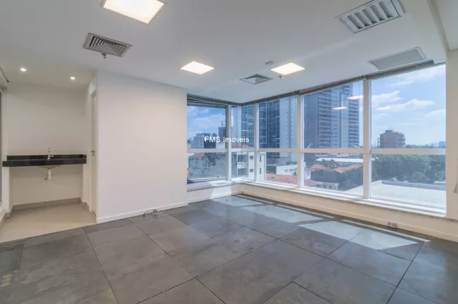 Imagem Conjunto comercial com 296m² no Butantã.