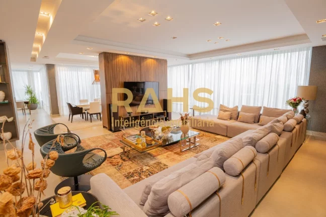 Imagem Cobertura Duplex com incríveis 500 m² privativos e 4 vagas de garagem. A cobertura conta com ampla...