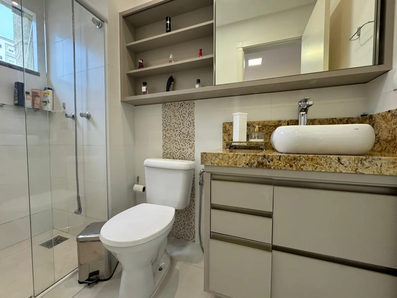 Imagem Apartamento à venda com 128m2 por R$ 1.900.000,00