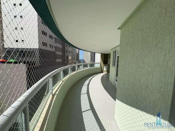 Foto do imóvel Apartamento Zona Central para Venda em Balneário Camboriú, CENTRO, 3 dormitórios, 3 suítes, 4 banheiros, 2 vagas em Rua 1451