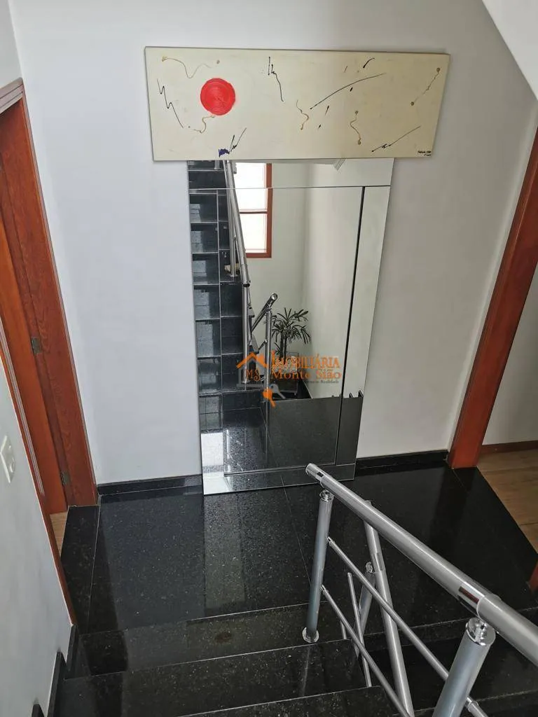 Imagem Sobrado com 4 dormitórios à venda, 220 m² por R$ 1.331.000,00 - Vila Galvão - Guarulhos/SP