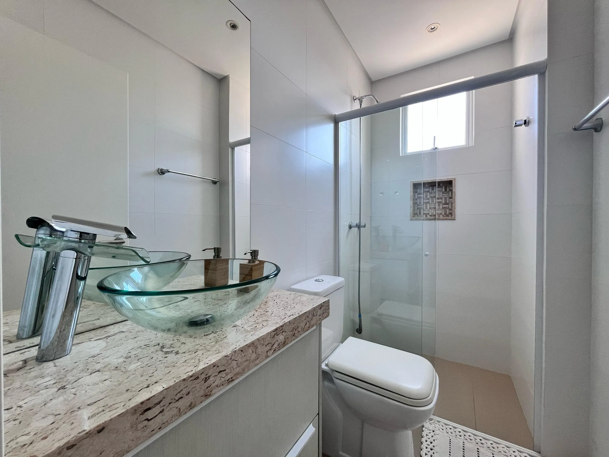 Imagem Apartamento com vista para o mar à venda com 148m2 por R$ 3.000.000,00