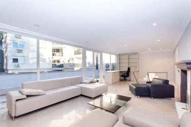 Imagem Apartamento à venda em Porto Alegre, Auxiliadora, com 1 quarto, 120m2
