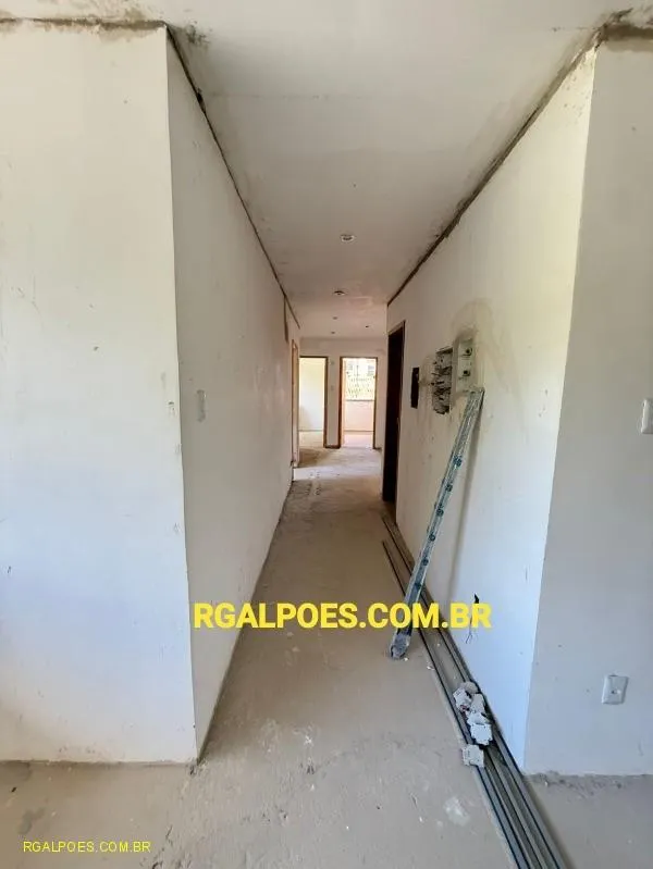 Imagem Galpão para Locação em RESENDE, JARDIM TROPICAL, 2 banheiros