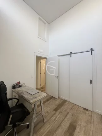 Imagem Uma casa com charme de apartamento.