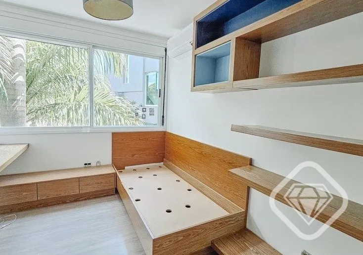 Imagem ALGUMAS VISTAS NÃO PRECISAM DE FILTRO.

Casa em condomínio na Vila Assunção, com vista para o Gu...