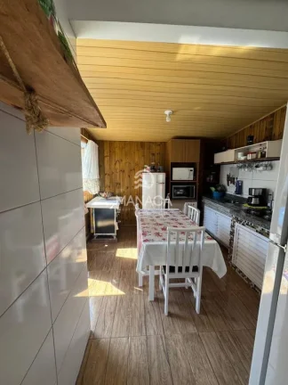 Imagem Casa 2 quartos sendo 1 Suíte e Sala bem Ampla