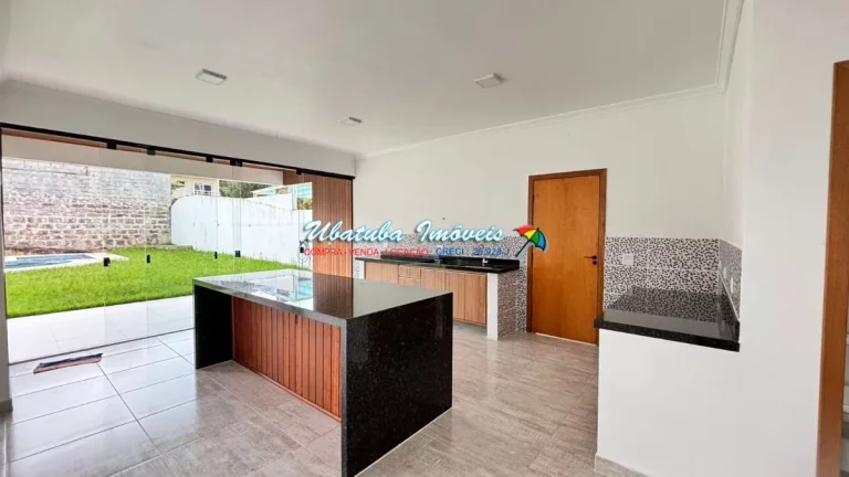 Imagem Excelente Casa nova em condomínio fechado