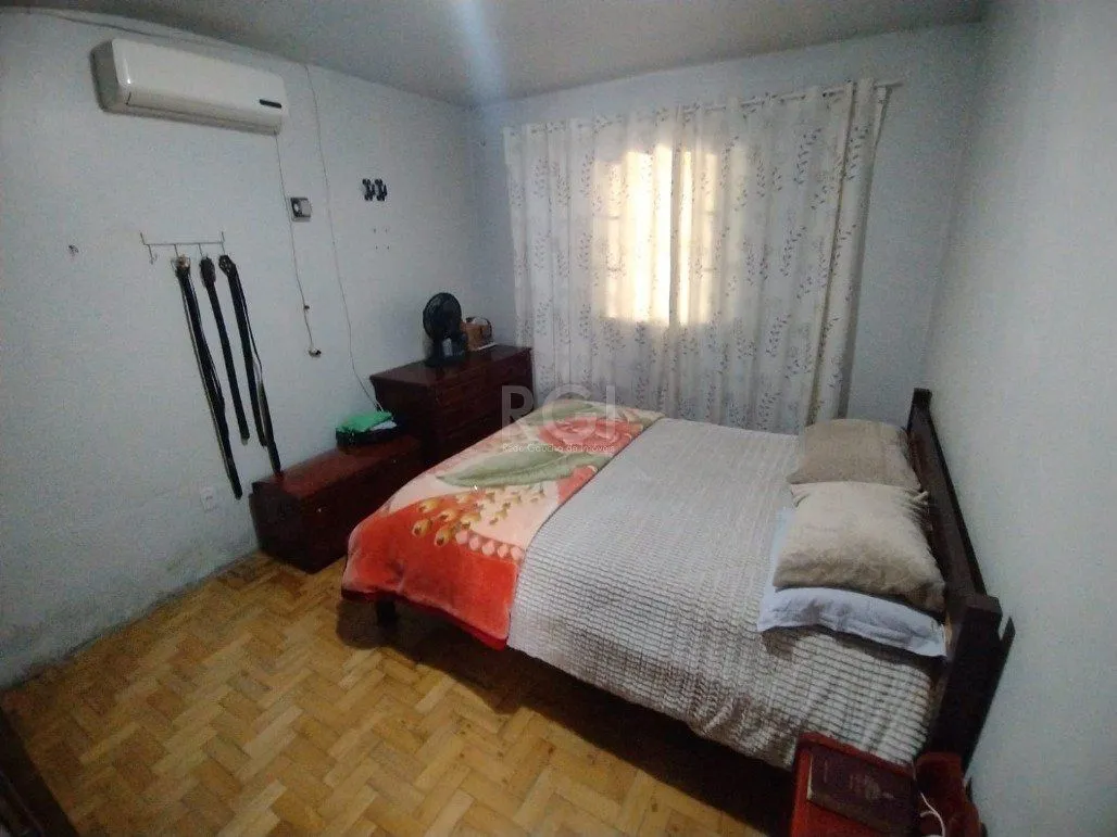 Imagem Sítio para Venda - 245m², 4 dormitórios, 10 vagas - Lami