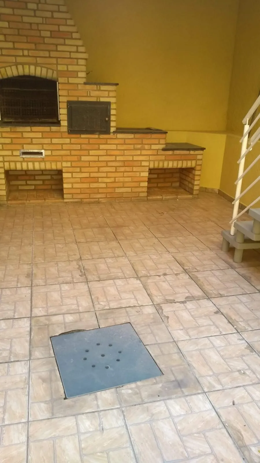 Imagem EXCELENTE IMÓVEL DE 400M² COM SALÃO COMERCIAL!!!