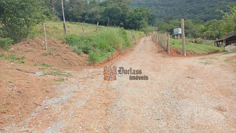 Imagem Terreno à venda, 4750 m² por R$ 350.000,00 - Salto Do Meio - Extrema/MG