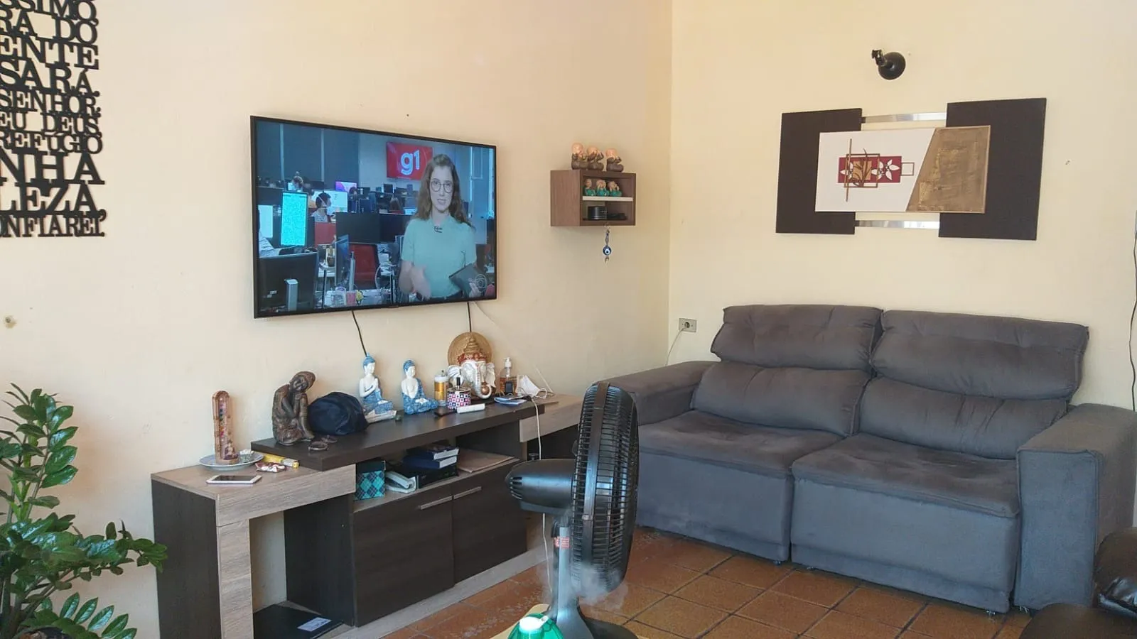 Imagem Oportunidade Única: Casa em Frente ao Fórum de Votorantim!