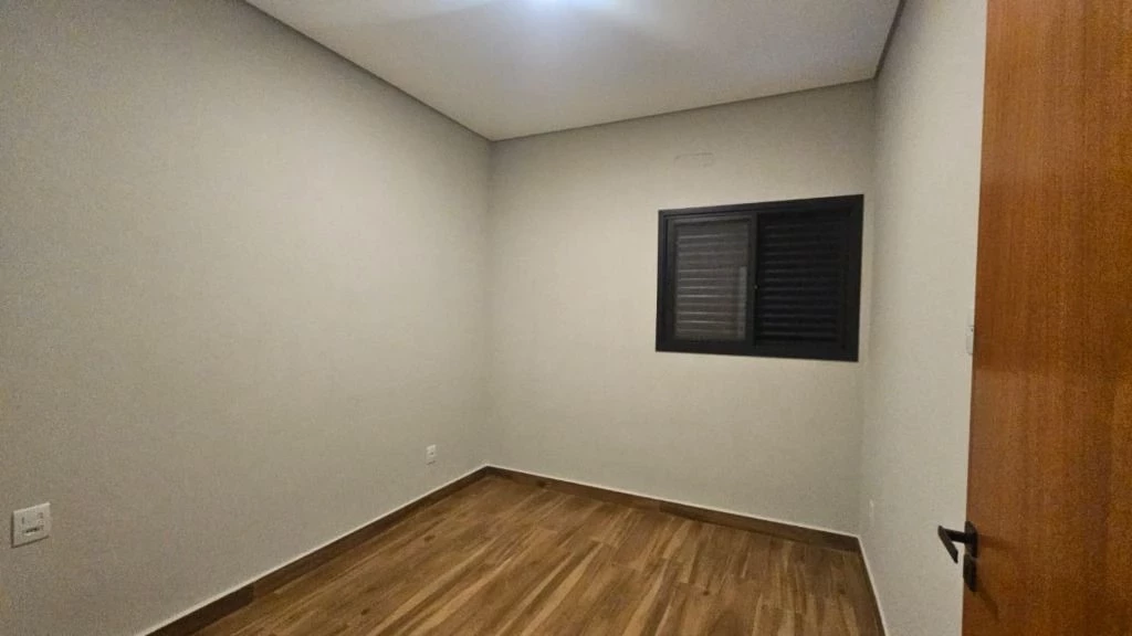 Foto do imóvel: Casa com 3 Quartos à Venda, 13.100 m² em Rua Arlindo Zanini, nº 176. Loteamento Park Gran Reserve, Indaiatuba - SP
