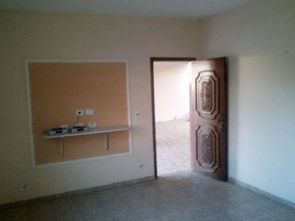 Imagem Casa à venda 3 Quartos, 1 Suite, 6 Vagas, 150M², Conjunto Habitacional Terra dos Ipês II (Fase II), Pindamonhangaba - SP