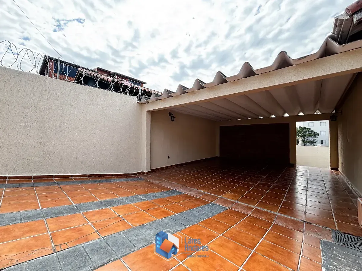 Imagem Casa para venda em Vila Marari com 3 quartos, 252m²