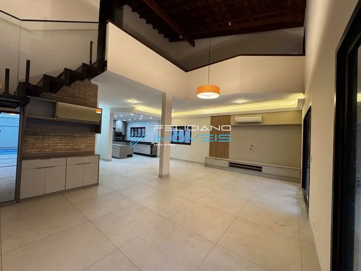 Imagem Sobrado com 4 quartos, Canto do Forte, Praia Grande - R$ 2.85 mi, Cod: 7237