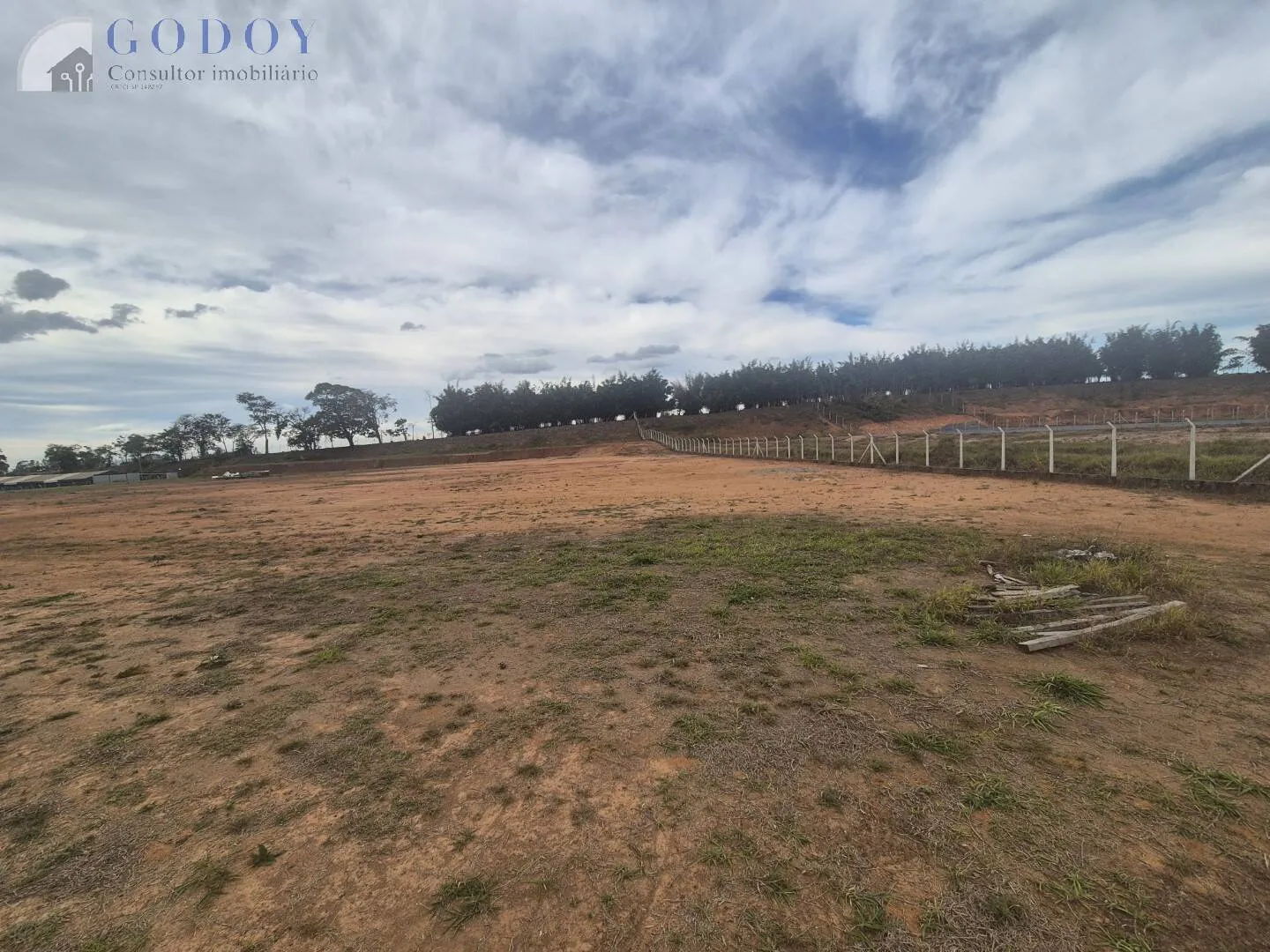 Imagem Oportunidade Única - Terreno Industrial na Entrada de Pindamonhangaba/SP